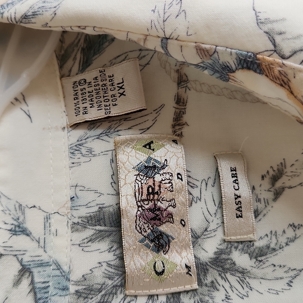 Campia Hawaiian Shirt - Picture 7 of 11